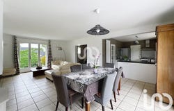 Évry-Grégy-sur-Yerre, Île-de-France 77166