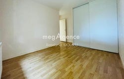 Entrammes, Pays de la Loire 53260