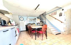 Azay-Le-Brule, Poitou-Charentes 79400