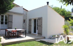 Calvisson, Occitanie 30420