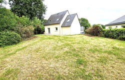 Bégard, Brittany 22140