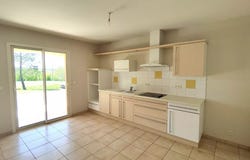 Salies-de-Béarn, Pyrénées-Atlantiques 64270