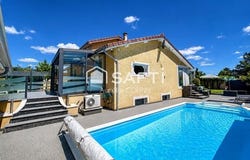 Loyettes, Rhône-Alpes 01360