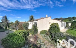 Velaux, Provence-Alpes-Côte d'Azur 13880