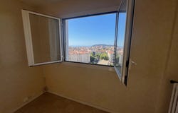 Toulon, Var 83000