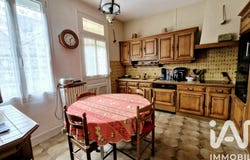 Chartres, Centre-Val de Loire 28000