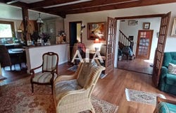 Civray, Poitou-Charentes 86400