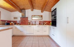 Vaugines, Provence-Alpes-Côte-d'Azur 84160