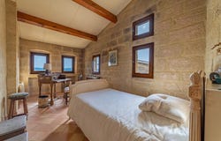 Uzès, Gard 30700