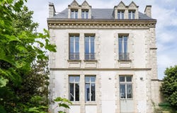 Auray, Brittany 56400