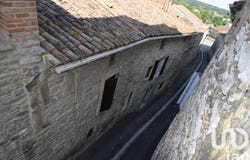 Saint-Césaire-de-Gauzignan, Occitanie 30360