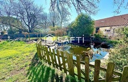 Azay-Le-Brule, Poitou-Charentes 79400