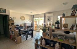 Pertuis, Provence-Alpes-Côte d'Azur 84120