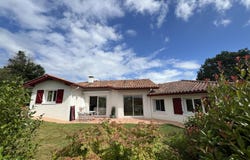 Ustaritz, Aquitaine 64480