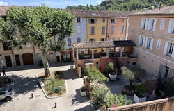 Cotignac, Provence-Alpes-Côte-d'Azur 83570