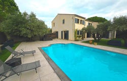 Saint-Maximin, Languedoc-Roussillon 30700