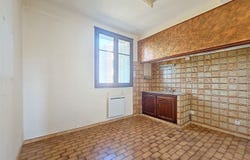 Avignon, Provence-Alpes-Côte-d'Azur 84000