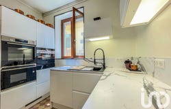 Volvic, Auvergne-Rhône-Alpes 63530