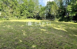 Azay-Le-Brule, Poitou-Charentes 79400