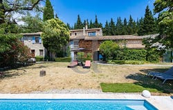 Grignan, Auvergne-Rhône-Alpes 26230