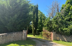 Varennes-le-Grand, Burgundy 71240