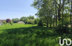 Mailly-le-Camp, Grand Est 10230