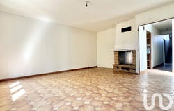 Bussy-le-Repos, Bourgogne-Franche-Comté 89500