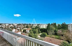 MACON, Bourgogne-Franche-Comté 71000