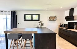 Meucon, Brittany 56890