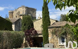 Suze-la-Rousse, Auvergne-Rhône-Alpes 26790