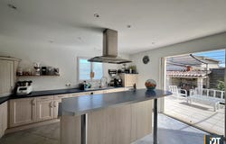 Saint-Maximin, Languedoc-Roussillon 30700