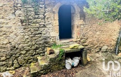 Lussan, Occitanie 30580