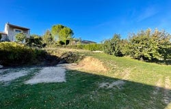 APT, Provence-Alpes-Côte d'Azur 84400