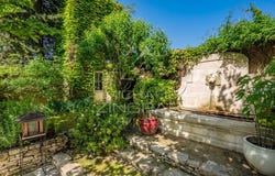 Lourmarin, Provence-Alpes-Côte d'Azur 84160