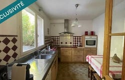 Villeneuve-Les-Avignon, Languedoc-Roussillon 30400