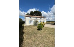 Bois, Poitou-Charentes 17240