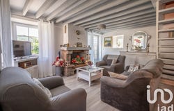 Vicq-sur-Mer, Normandy 50330