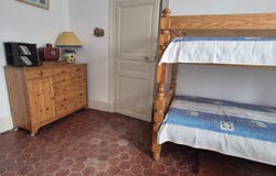 Ancy-le-Franc, Bourgogne-Franche-Comté 89160