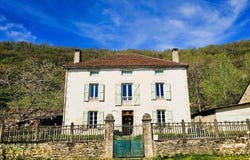 Caylus, Midi-Pyrénées 82160