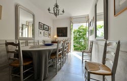Uzès, Languedoc-Roussillon 30700