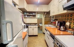 Arnay-Le-Duc, Bourgogne 21230