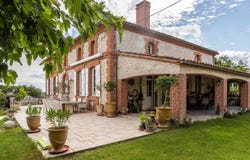 Lauzerte, Midi-Pyrénées 82110