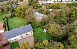 Neufmesnil, Normandy 50250