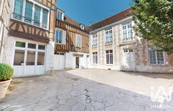 Auxerre, Bourgogne-Franche-Comté 89000