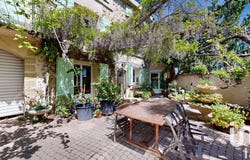Bédarrides, Provence-Alpes-Côte d'Azur 84370