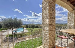 Tavernes, Provence-Alpes-Côte-d'Azur 83670