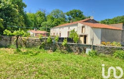 Mauges-sur-Loire, Pays de la Loire 49410