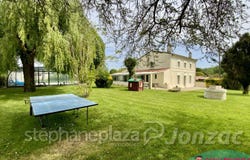 Pons, Poitou-Charentes 17800