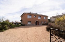 MACON, Bourgogne 71000