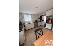 Pougy, Grand Est 10240